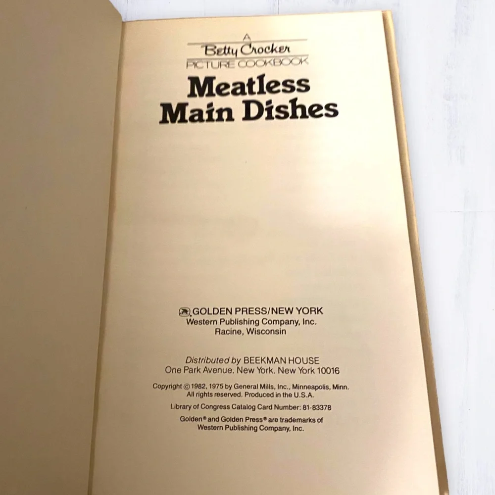 Book Betty Crocker - Meatless Main Dishes Cookbook 1982